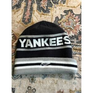 Vintage Nike New York Yankees Beanie y2k embroidered winter Hat